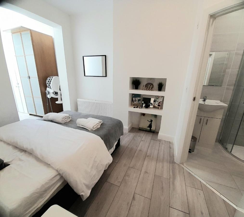 3Br 3Privateensuite - Close To Station - Parking Upon Request Edgware Екстериор снимка