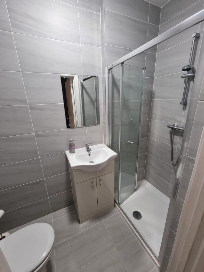 3Br 3Privateensuite - Close To Station - Parking Upon Request Edgware Екстериор снимка