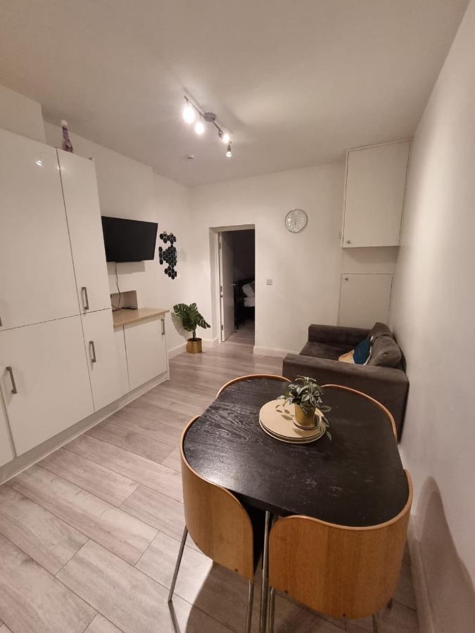 3Br 3Privateensuite - Close To Station - Parking Upon Request Edgware Екстериор снимка